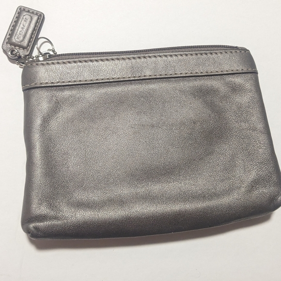 Coach makeup bag - Picture 2 of 4